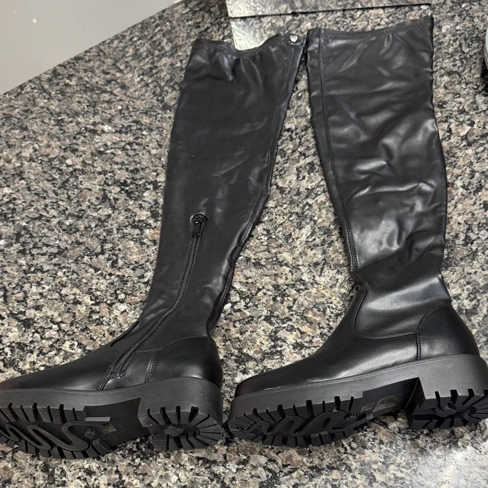 Azalea Wang Black Over the Knee Boots sock boots NWT 7